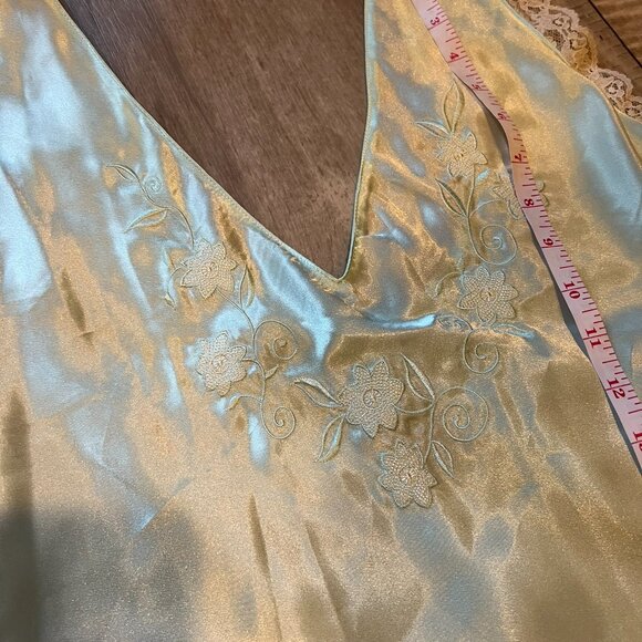 Vintage Inner Most Lace Trim Embroidered Mint Satin Sleep Dress Size 1x - Picture 4 of 8
